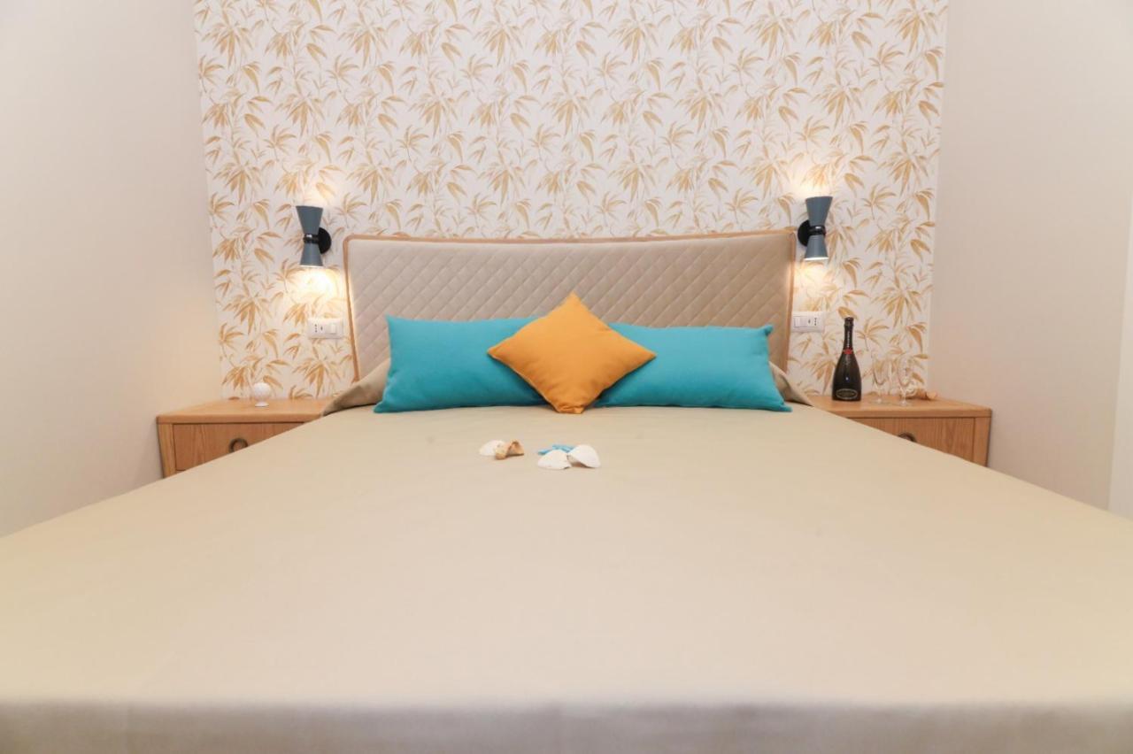 Malu Best Rooms - トロペーア エクステリア 写真